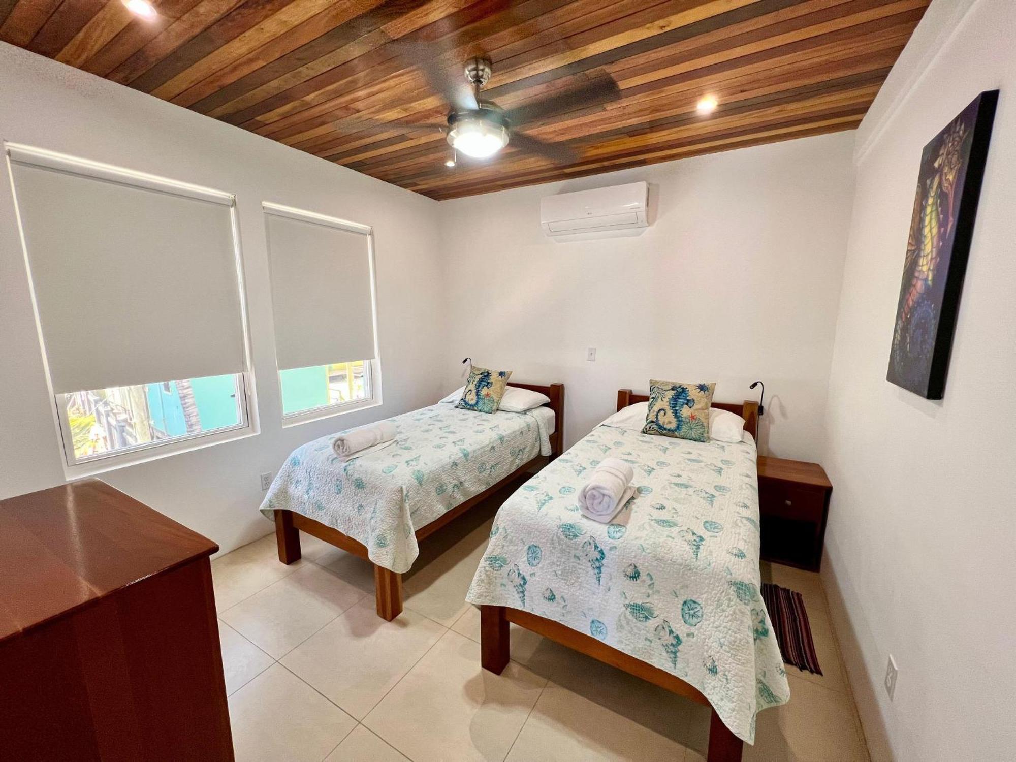Velento Oceanfront #2 Caye Caulker Exterior foto